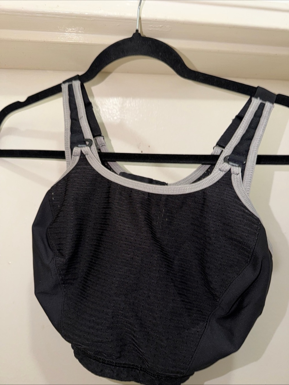 Glamorise Black Sports Bra with Gray Trim